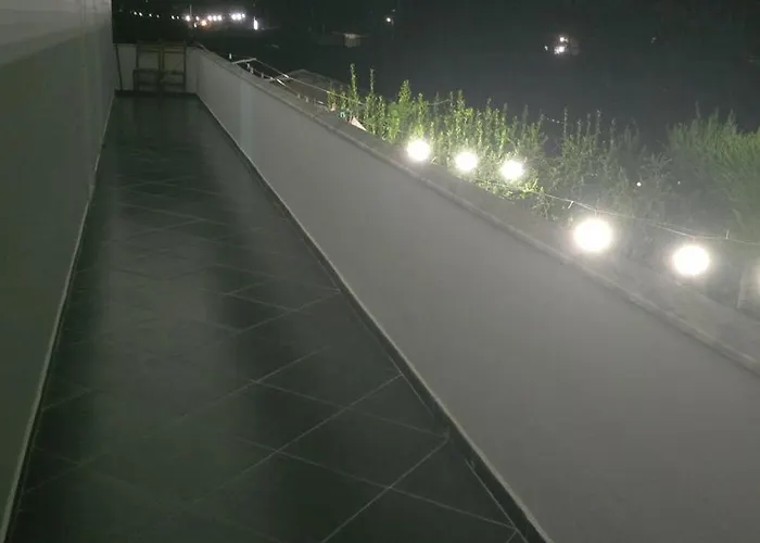 ホームステイ Toska Homes