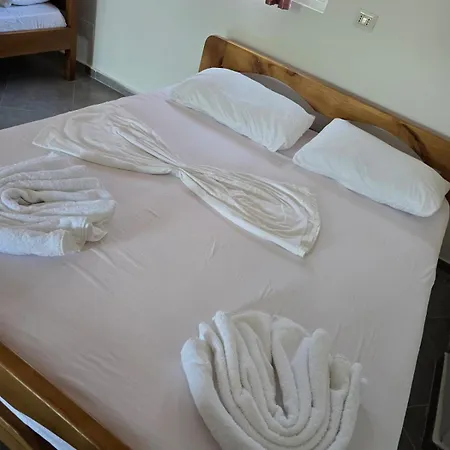 Toska Homes Δωμάτια σε οικογενειακή κατοικία *